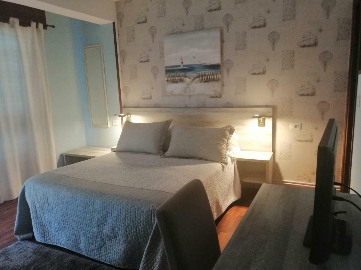 Hospedaje A Goleta Porto do Barqueiro Zewnętrze zdjęcie